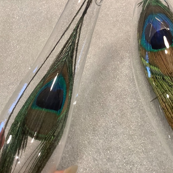 Vintage Glass Teardrop Christmas Ornament with Peacock Feather Inside Set of 3 - Picture 6 of 10